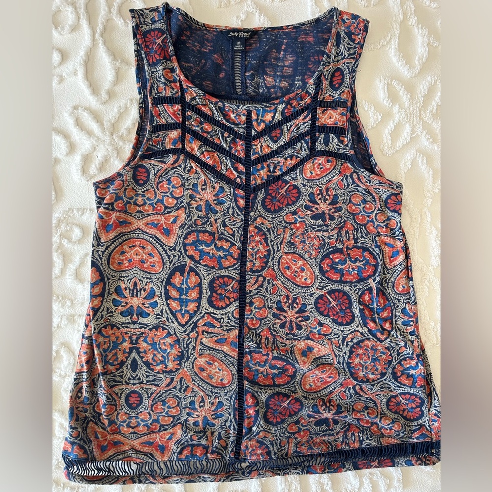 Lucky Brand sleeveless top, navy/ orange print, size M